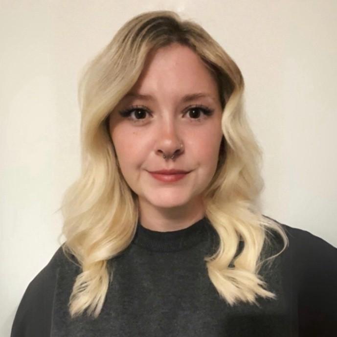 A headshot of Heather Ainsworth