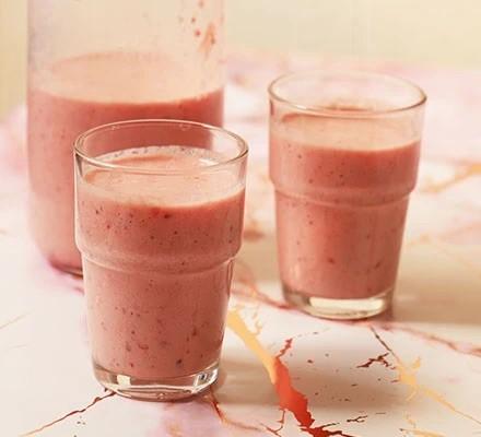 Smoothie aux framboises et aux pommes