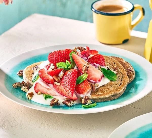 Crêpes végétaliennes à la fraise