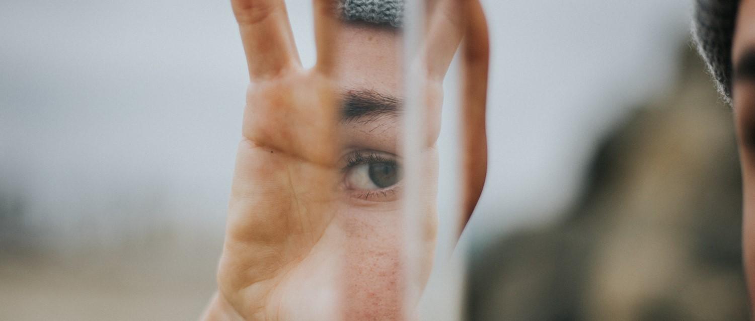 Quel est l'impact des affections cutanées sur la santé mentale ?