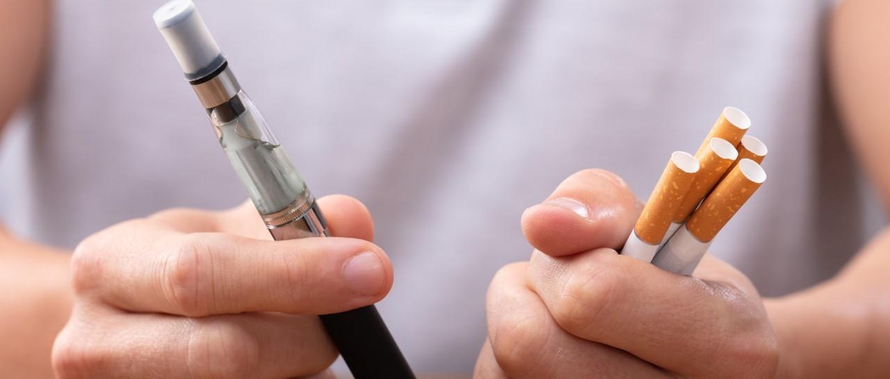 La mise à disposition d'e-cigarettes sur ordonnance encouragera-t-elle les adolescents à fumer ?