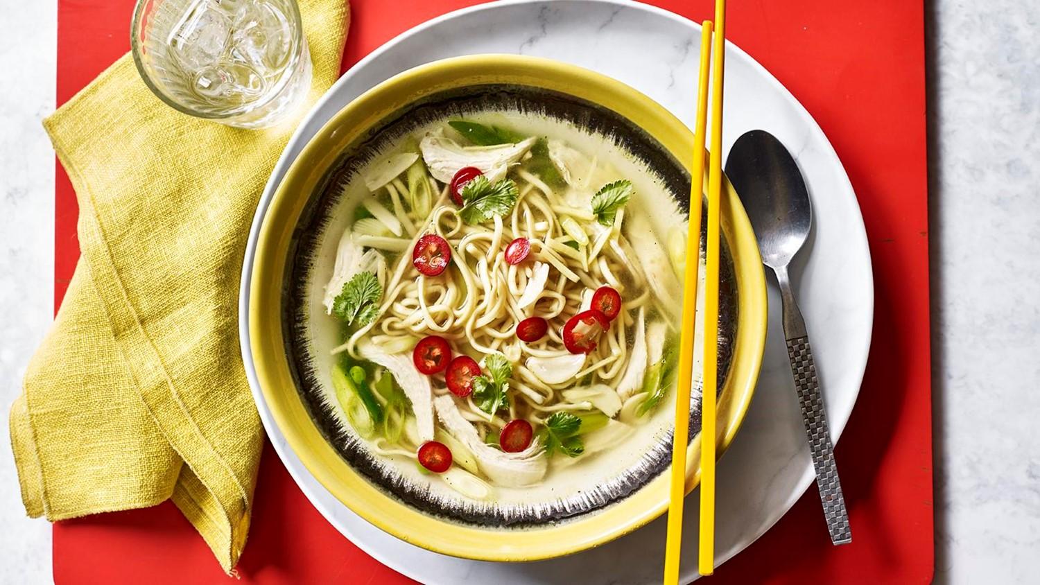 soupe de poulet aux nouilles