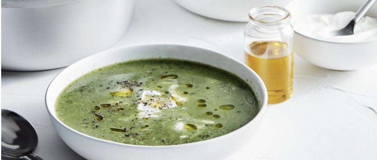 Soupe de super légumes à l'huile de truffe