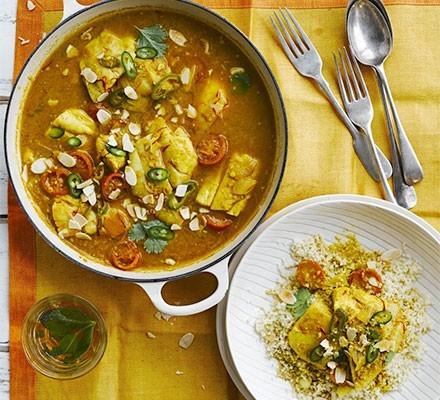 Tajine de poisson au safran et aux amandes